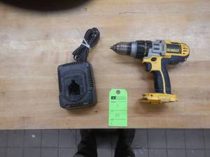 18v Dewalt Drill with Charger