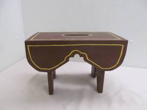 lot 71 image: step stool