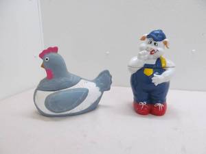 lot 75 image: cookie jars