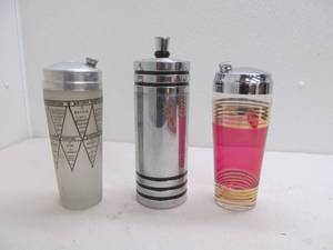 lot 121 image: liquor mixer containers