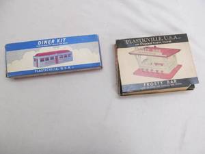 lot 156 image: Vintage Plastic Ville USA Train