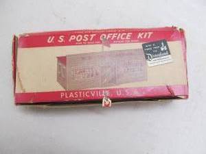 lot 159 image: Vintage Plastic Ville USA Train