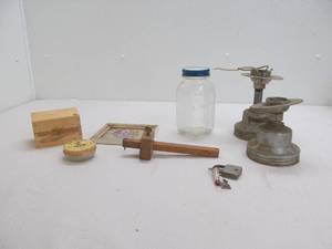 lot 166 image: Vintage jar, lock, pitcher, etc
