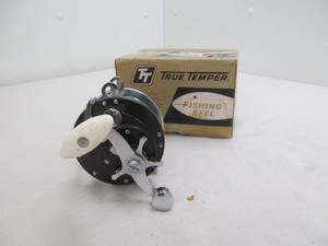 lot 206 image: Fishing Reel, tackle