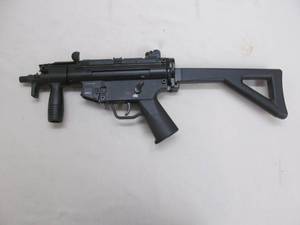 lot 208 image: BB gun