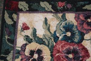 lot 82 image: Shaw Decorative Flower Rug