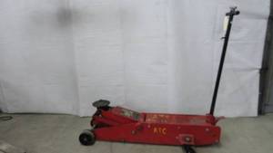 ATD 10 Ton Hydraulic Jack Long Chassis