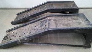 lot 48 image: AUTOMOTIVE RAMPS