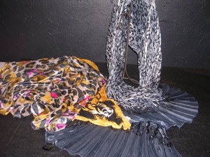lot 93 image: LEOPARD PRINT SCARVES
