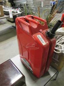 Briggs & Stratton Metal 5 Gallon Ga...
