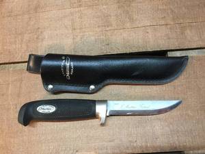 lot 27 image: J. Martiini Finland Knife