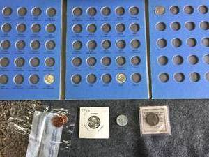 lot 68 image: Misc U.S. Pennies, Nickels, Dimes
