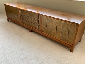lot 1 image: AMaZing VintageMid Century Credenza by Albright & Zimmerman