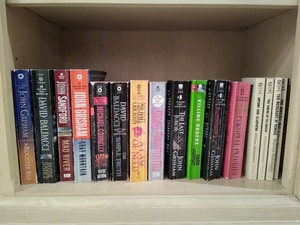 lot 8 image: Variety of Books