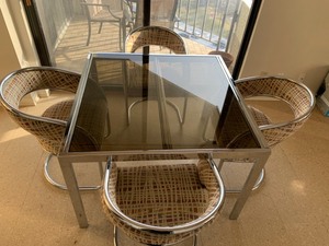 lot 42 image: Mid Century ChromeGlass Dining Table and Cantilever Chairs