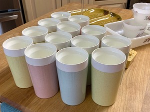 lot 88 image: Vintage Kitchen Items
