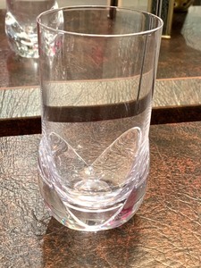 lot 104 image: Daum (France) 1960s Highball Glasses (Corelle Pattern) -Set of 17