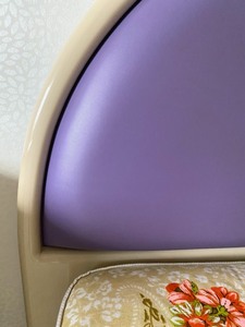 lot 114 image: Full Size Bed FrameDecorative Curved Headboard