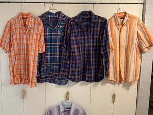 lot 136 image: Five Mens Shirts by St. Croix (Made in Italy)