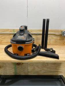 RIDGID 4 Gal. 5.0-Peak HP Portable WetDry Shop Vacuum with Filter, Hose and Accessories