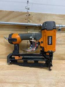 RIDGID 16-Gauge 2-12 in. Straight Finish Nailer