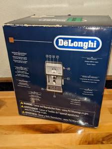 lot 348 image: DeLonghi Easy Serving Expresso Machine