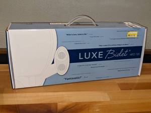 lot 60 image: Neo 120 Luxe Bidet