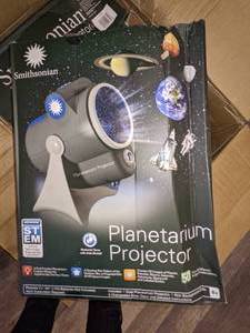 lot 184 image: Smithsonian Planetarium Projector