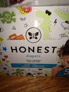 lot 165 image: 2 Packages of Honest Size 5 Diapers