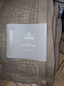 lot 127 image: JC Penney Home Cotton Quick-Dri Towels, New