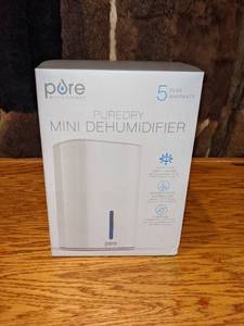 lot 183 image: Pore Pure-Dry Mini Dehumidifier