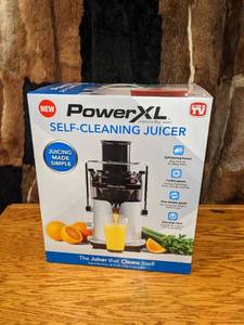 lot 203 image: Power XL Self-Cleaning Juicer
