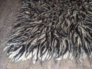 lot 67 image: Vintage BlackGray Flokati Shag Rug 3 x 5
