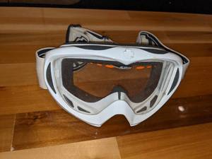 lot 126 image: White SPY Goggles wCarrying Bag