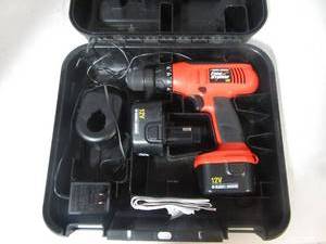 lot 62 image: Black&ampDecker Power Drill HP331