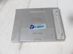 lot 12 image: Panasonic CF-T8  2GB RAM 250 GB HD 