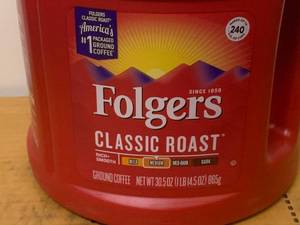 lot 18 image: Folgers Coffee