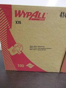 lot 47 image: Wypall x70 Wipes