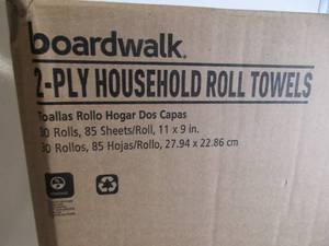 lot 14 image: Paper Towels