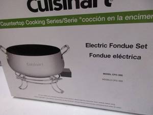 lot 2 image: Electric Fondue Set