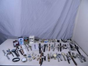 lot 5 image: Huge Assortment of Watches
