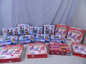 lot 18 image: 14 New Boxes of Assorted Lollipops