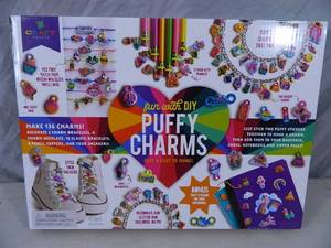 lot 83 image: New 423 pc Puffy Charms Kits
