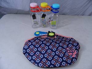 lot 149 image: New Lunch Bag and 3 New Water Bottles