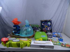 lot 158 image: Assorted Toys