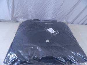 lot 176 image: New Womens Who What Wear Puffer Jacket