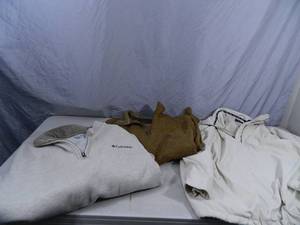 lot 189 image: Mens Clothing
