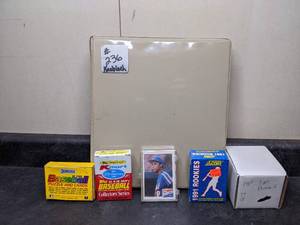 lot 153 image: Baseball Card Sets Score, Donruss, KMart, Topps Chuck Knoblauch