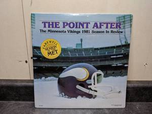 lot 71 image: New 1981 Minnesota Vikings Album LP
