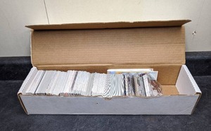 lot 112 image: Box of Assorted Hockey Trading Cards